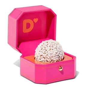 Dunkin' Pink “ring” box National Proposal Day Limited Edition Dunkin Donuts